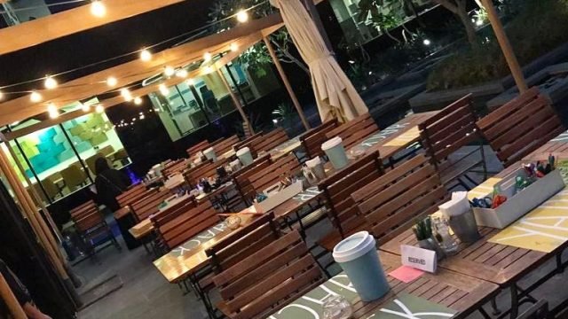 مطعم باك يارد – backyard(الأسعار + المنيو + الموقع)