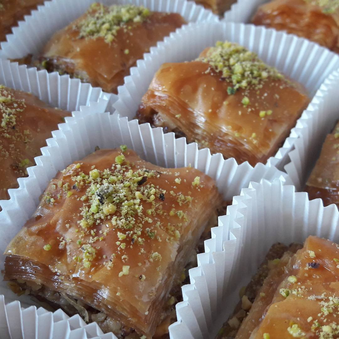 مطعم بكلافي -SOFRA – BAKLAVI (الأسعار + المنيو + الموقع)