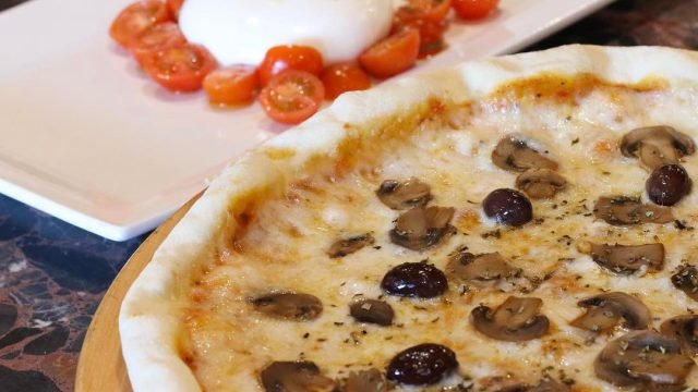 مطعم اسكفالي Scaffali Ristorante Pizzeria(الأسعار + المنيو + الموقع)