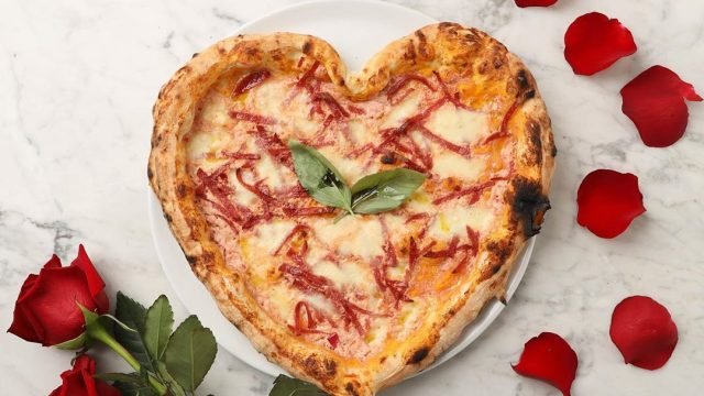 مطعم بينوكيوز Pinocchio’s Pizza(الأسعار + المنيو + الموقع)