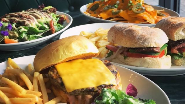 مطعم ذا مي فير جريل-the may fair grill  (الأسعار + المنيو + الموقع)