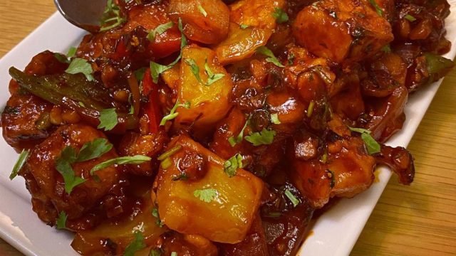مطعم قيصر الفروانية Caesars Farwaniya Restaurant (الاسعار المنيو الموقع )