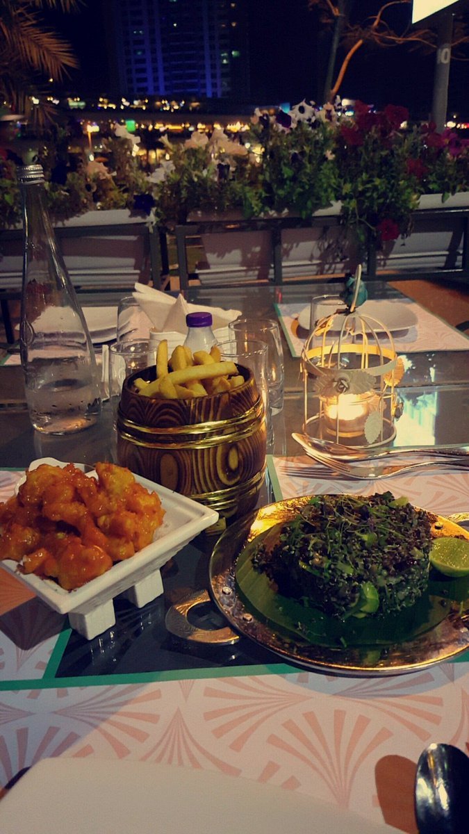 مطعم لايت هاوس في البحرين (الأسعار + المنيو + الموقع )