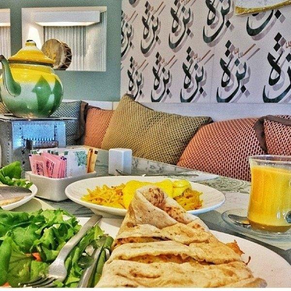 مطعم بزة في البحرين