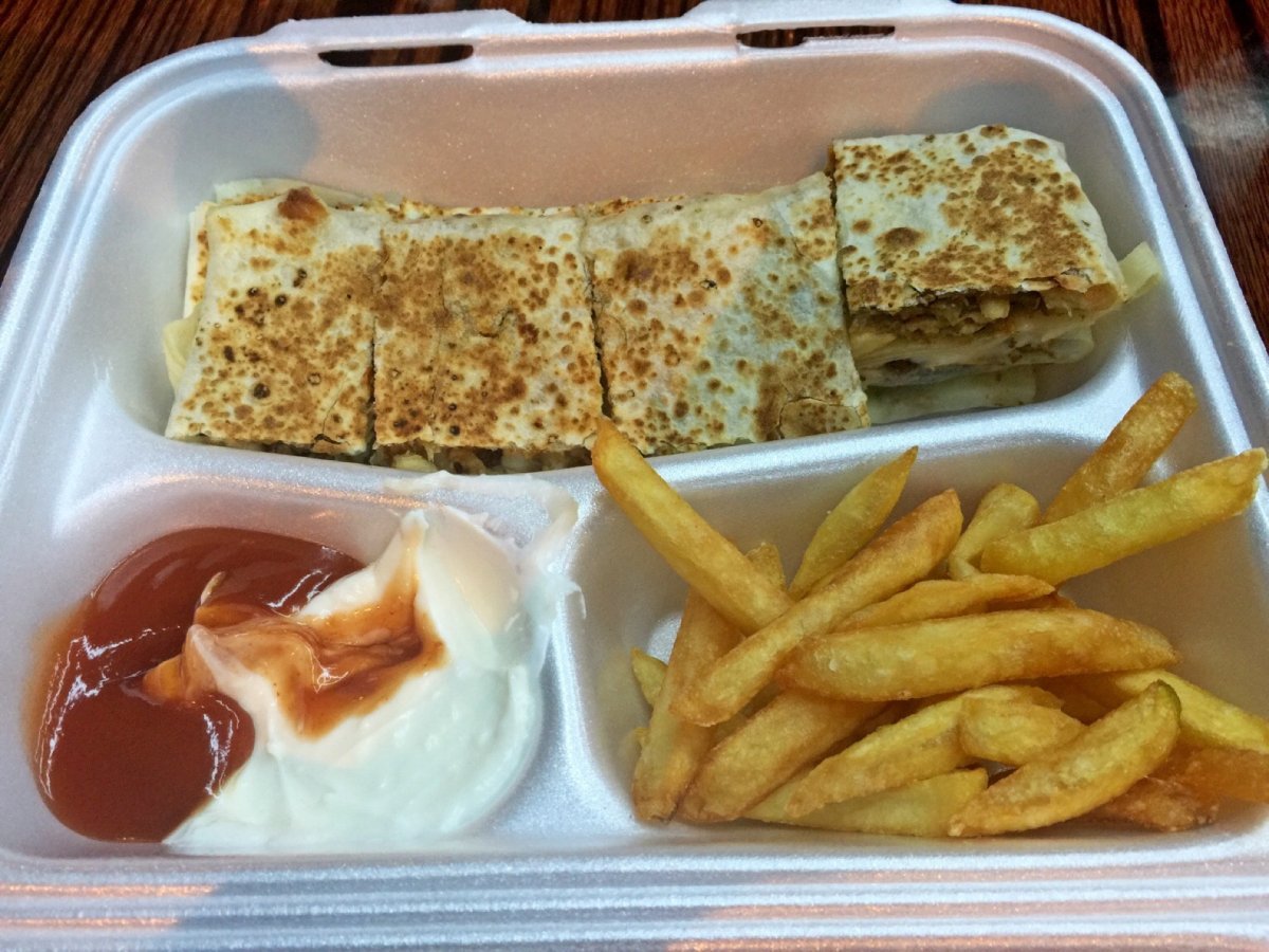 مطعم معجنات سميح في البحرين (الأسعار + المنيو + الموقع )