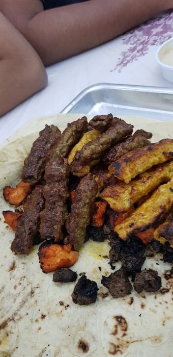 مطعم مشويات أبل الجديدة في البحرين (الأسعار + المنيو + الموقع )