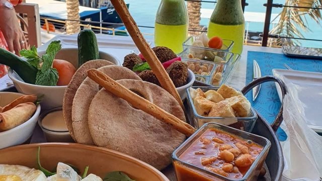 مارينا كريسنت-Marina Crescent(الأسعار + المنيو + الموقع)