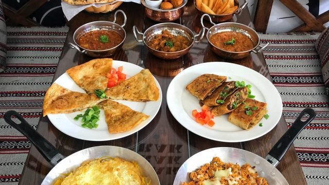 مطعم زلابية الشعبي في البحرين (الأسعار + المنيو + الموقع )