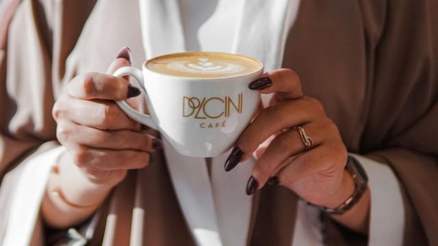 دولتـشـيني – DOLCINI CAFÉ  (الأسعار + المنيو + الموقع)