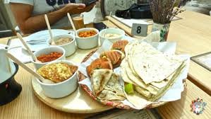 مطعم زعفران في البحرين (الأسعار + المنيو + الموقع )