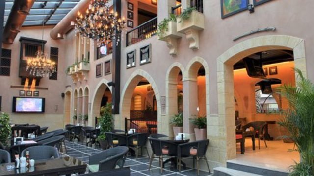 كافيهات البحرين على البحر ( الاسعار + المينو + الموقع )