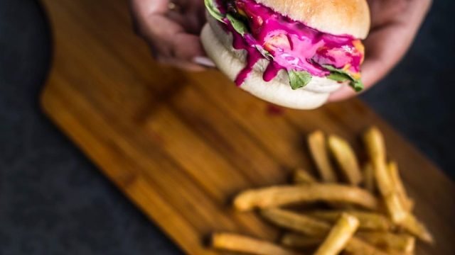مطعم بي برجر Be Burger?? (الاسعار-الموقع-المنيو)