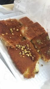 محل حلويات ورد الشام 