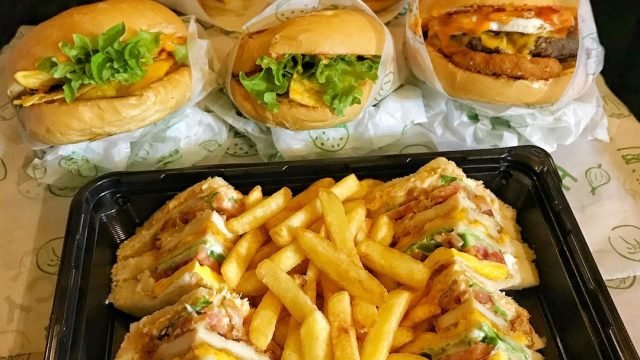كفتيريا أحد في البحرين (الأسعار + المنيو + الموقع )