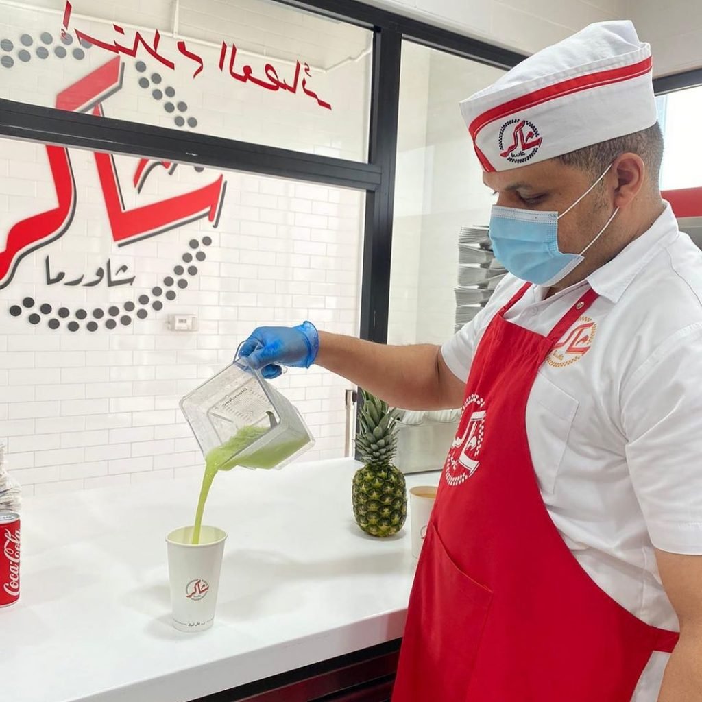 مطعم شاورما شاكر