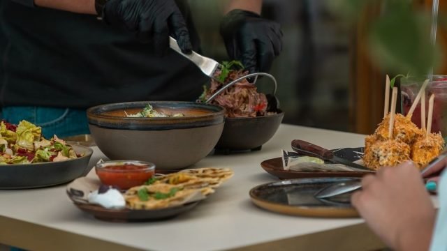 مطعم مانا الكويت  (الاسعار +المنيو +الموقع)