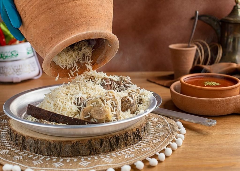 مطعم برمه وفخار الكويت