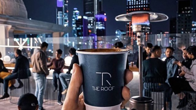 مقهى ذا روف سويت بنيد قار (الاسعار +المنيو +الموقع)
