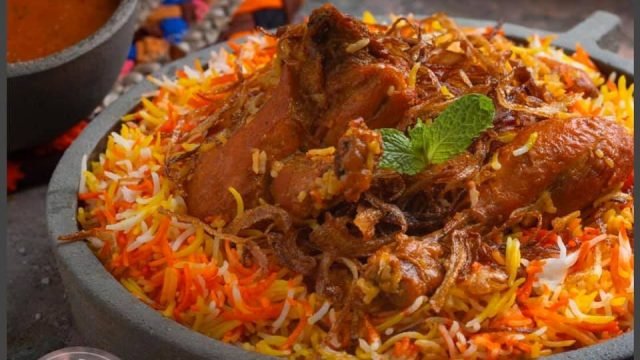 مطعم عنبر للمأكولات الكويتية السالمية (الاسعار +المنيو +الموقع)