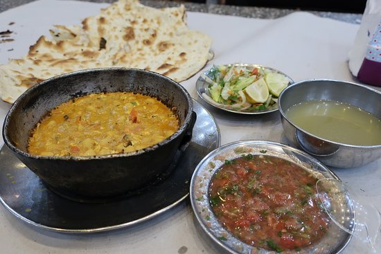 مطعم غزلان اليمن المنقف (الاسعار +المنيو +الموقع)