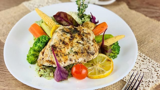 مطعم الأسرة البحرين (الأسعار + المنيو + الموقع )
