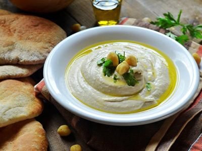 مطعم تتبيلات بحرينيه الكويت