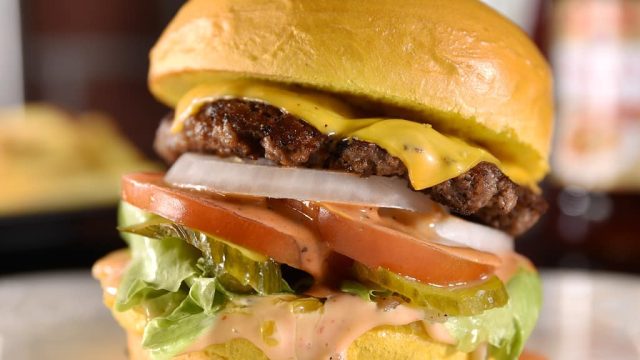 مطعم تشلسي برجر-Chelsea burger (الأسعار + المنيو + الموقع)